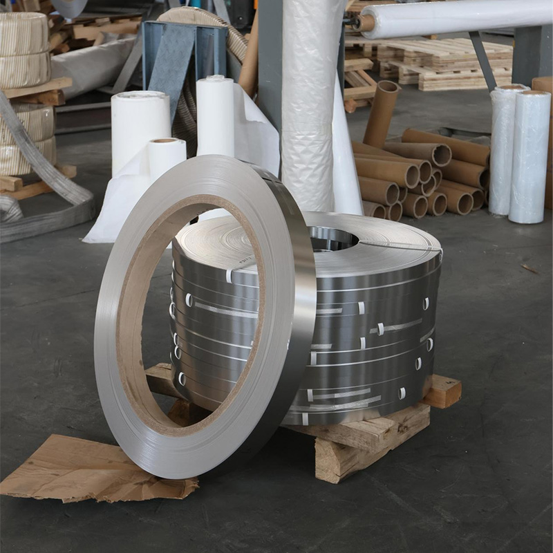 Waarom kan 301 roestvrijstalen band worden gebruikt bij het produceren van ferules met droge tas?